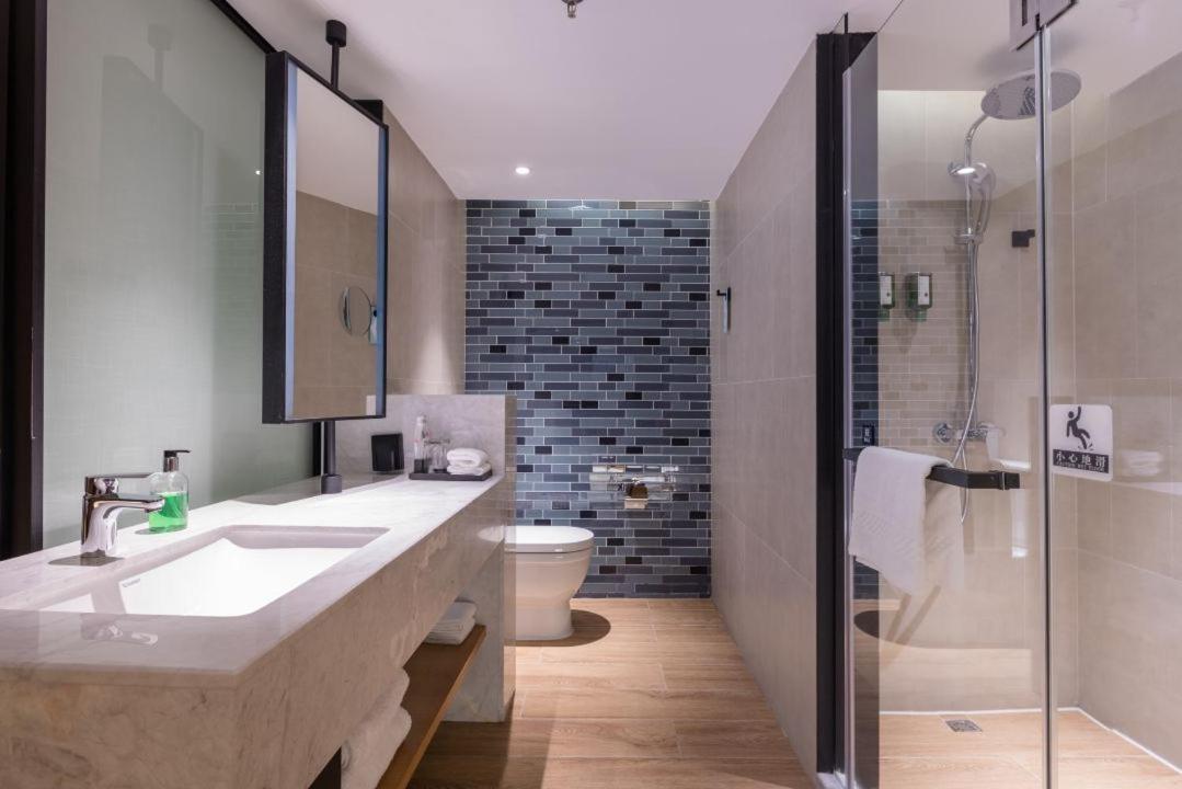 Hotel Fairfield By Marriott Guangzhou Tianhe Park Extérieur photo